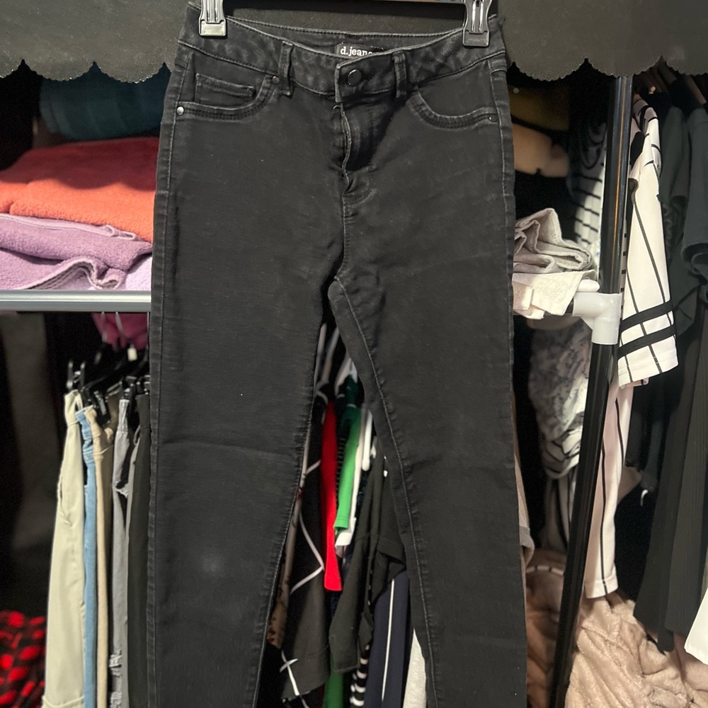 D. Jeans Women's Charcoal Skinny Jeans